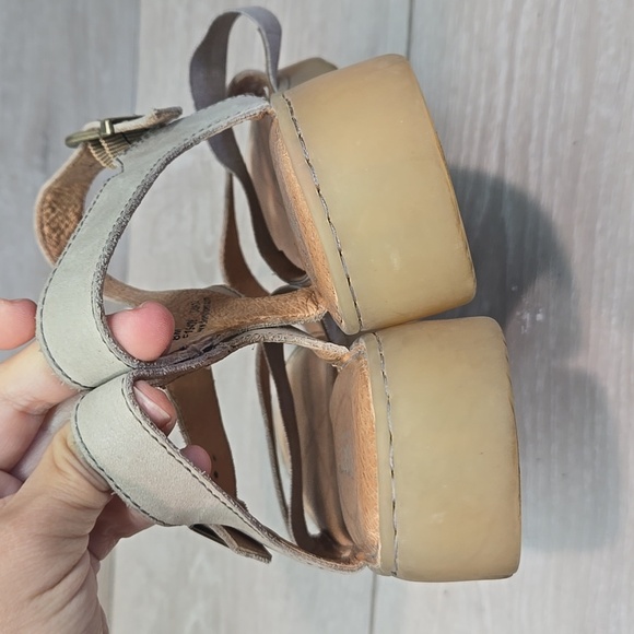 Born Women's Leather Strappy Sandals Shoes Sz 8.5 - Picture 5 of 11